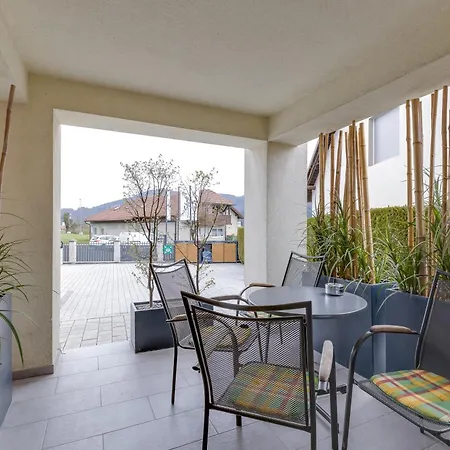 Chalet Honeycomb And